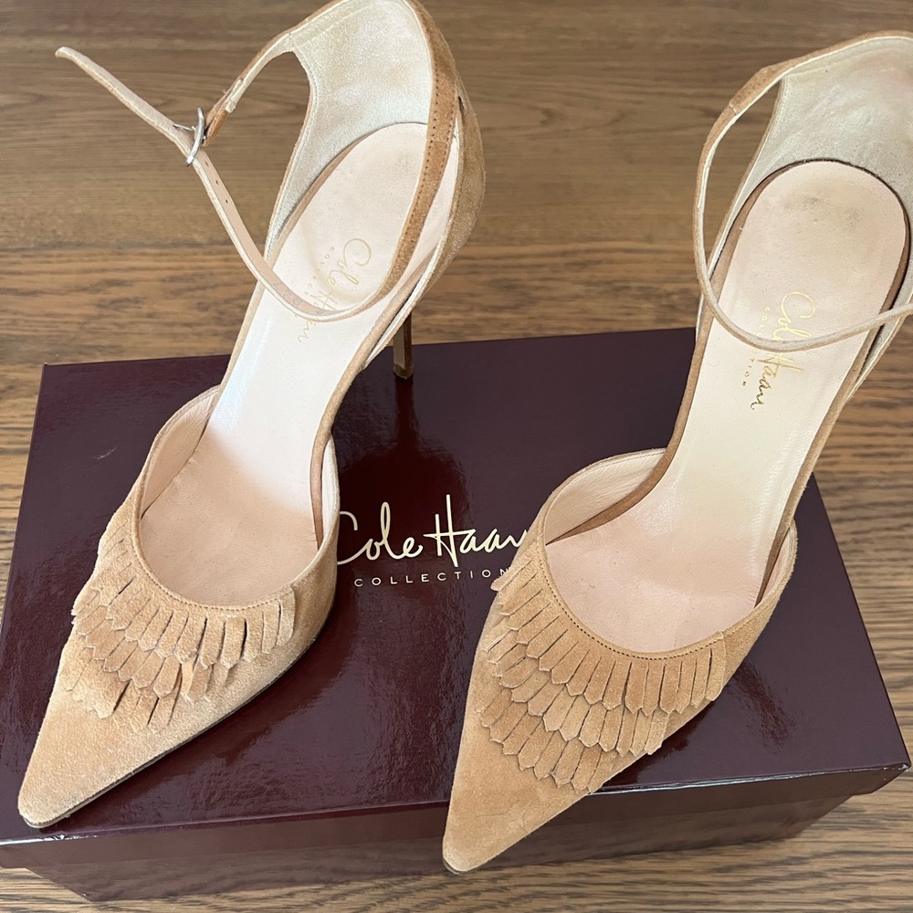 Cole Haan Size 8.5 Suede Pumps